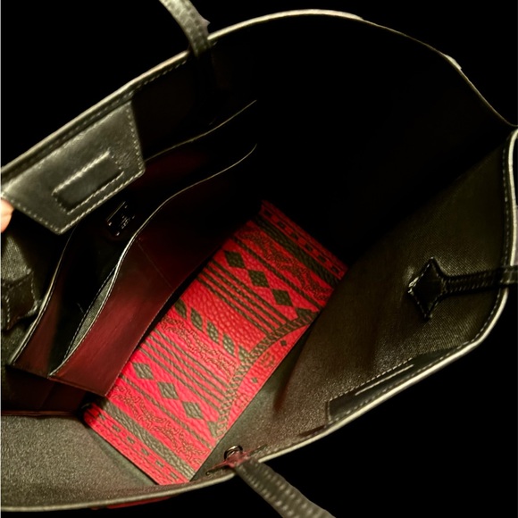MCM | Bags | Large Monogram Tote Bag Leather Red Black + Dust Bag - Picture 5 of 9